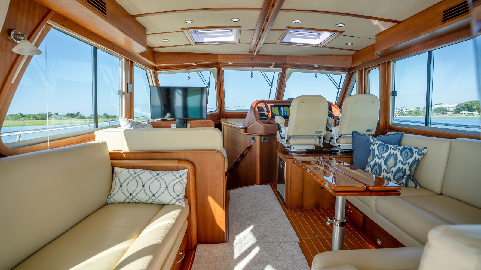St. Bonaventure  Yacht Photos Pics 