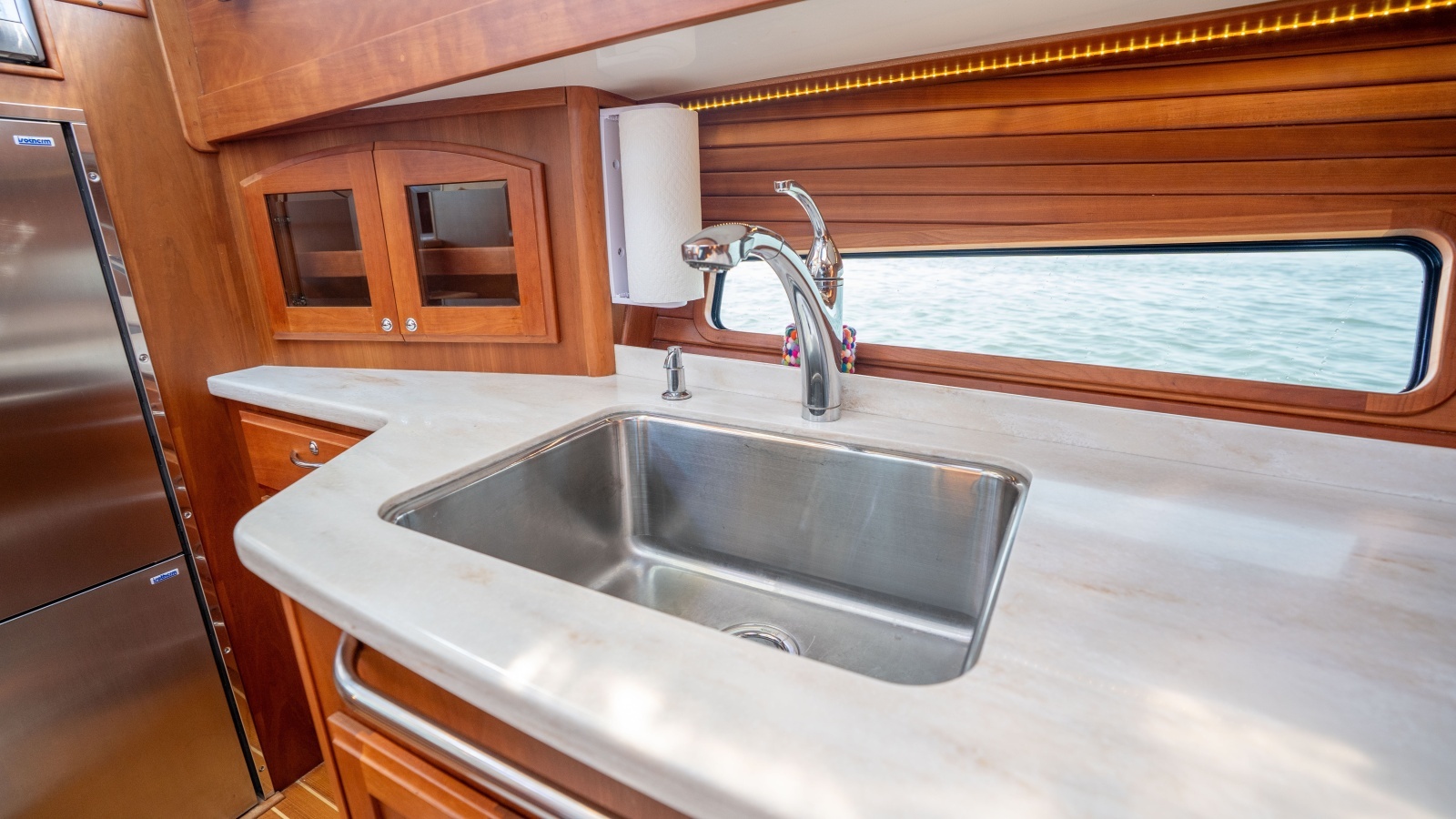 2016 Sabre 48