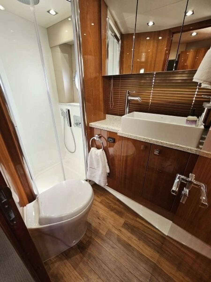 2016 Sunseeker 57 Predator