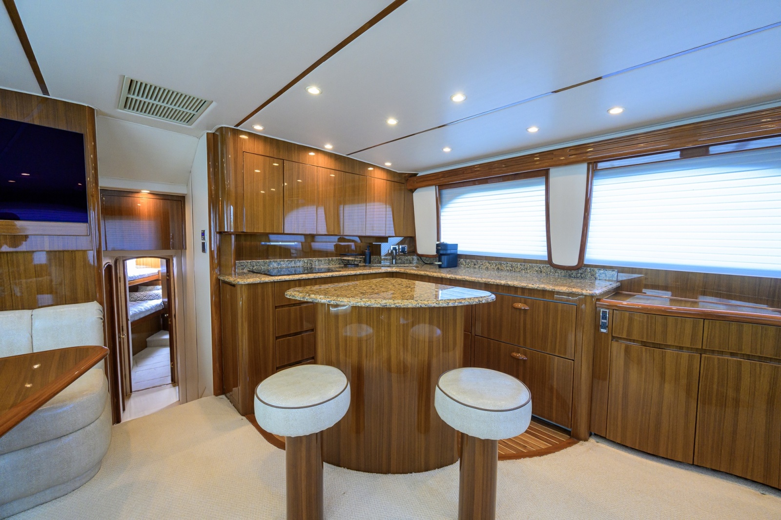 Viking 50 GETTIN' REEL - Galley