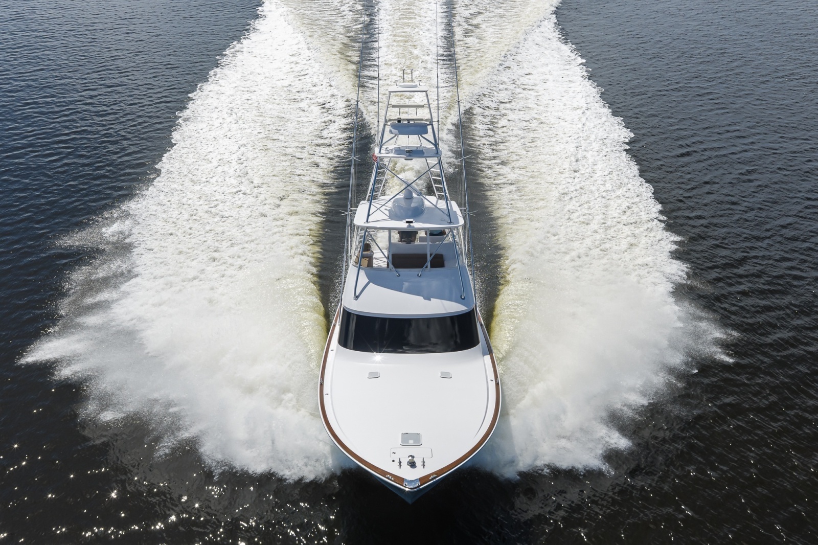 Viking 50 GETTIN' REEL - Aerial Running Shot
