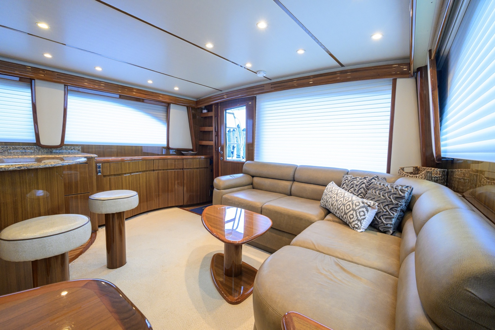 Viking 50 GETTIN' REEL - Salon Seating
