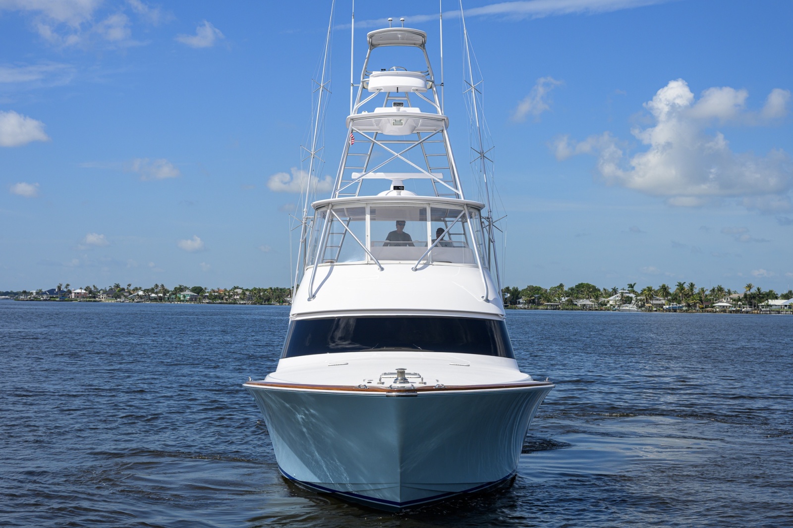 Viking 50 GETTIN' REEL - Bow Profile