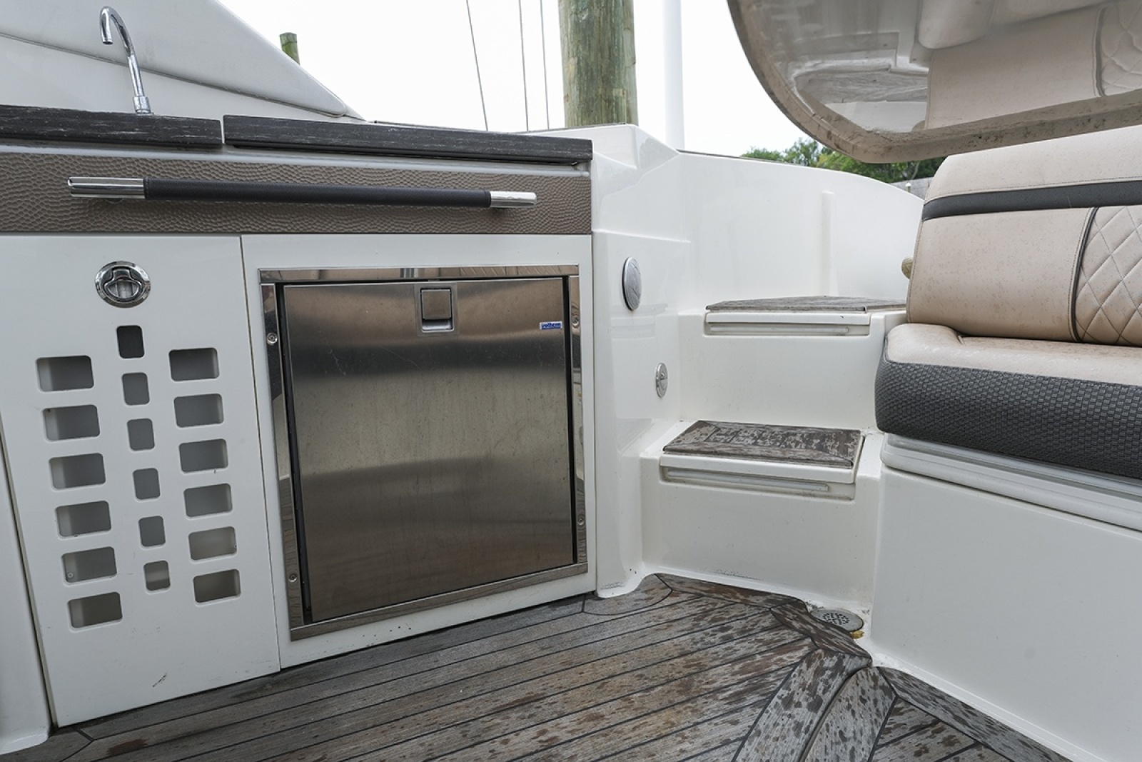 2018 Sea Ray SLX 350