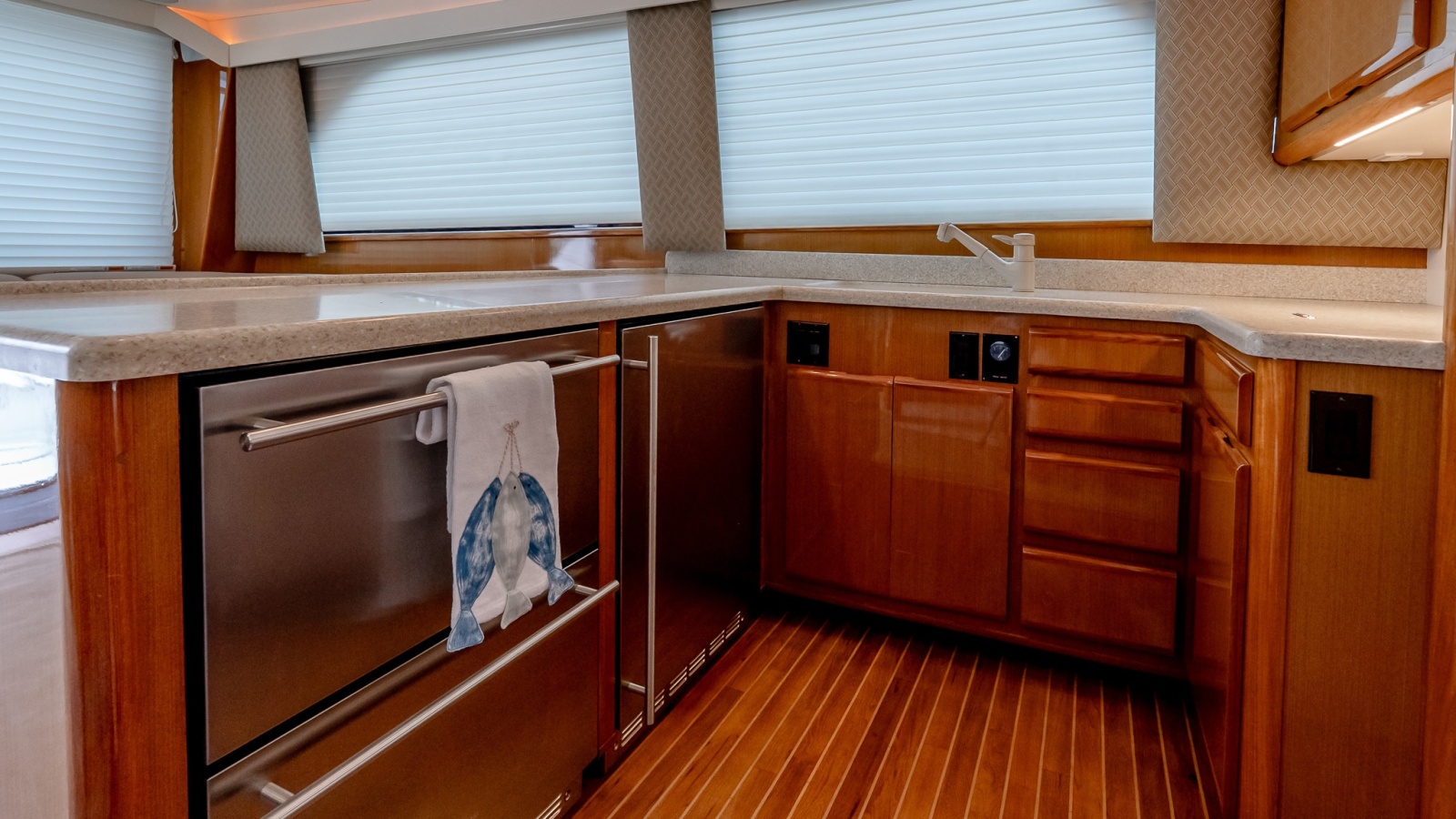 2000 Viking 50 Convertible
