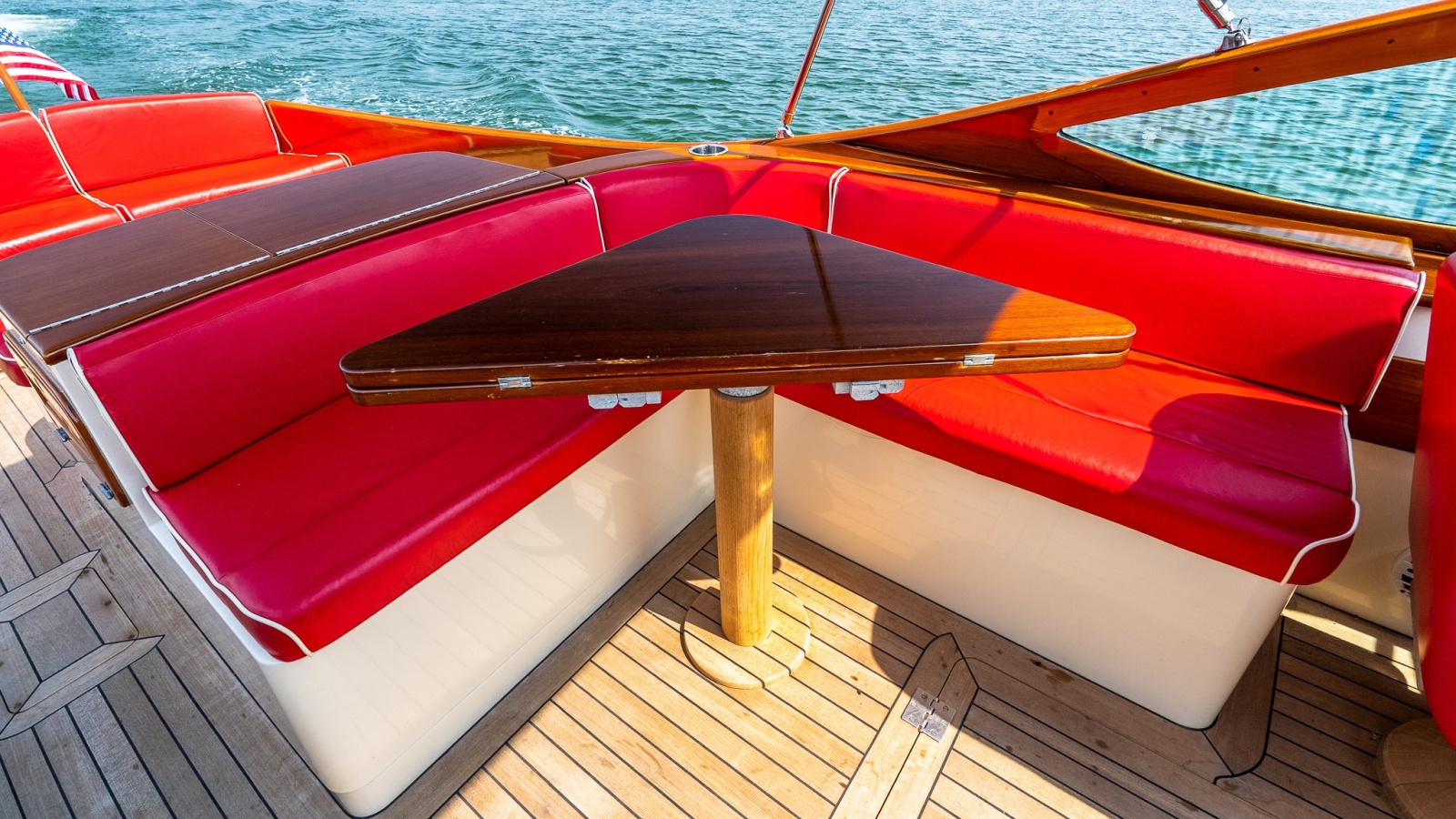 2005 Hinckley Talaria 29R