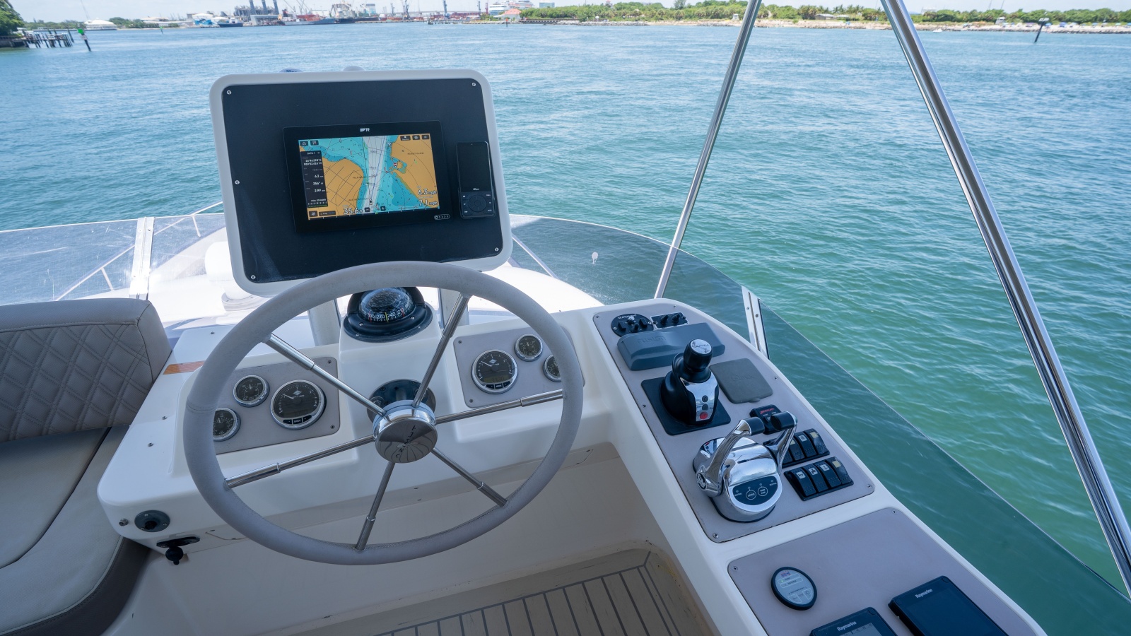 2012 Azimut Magellano 50