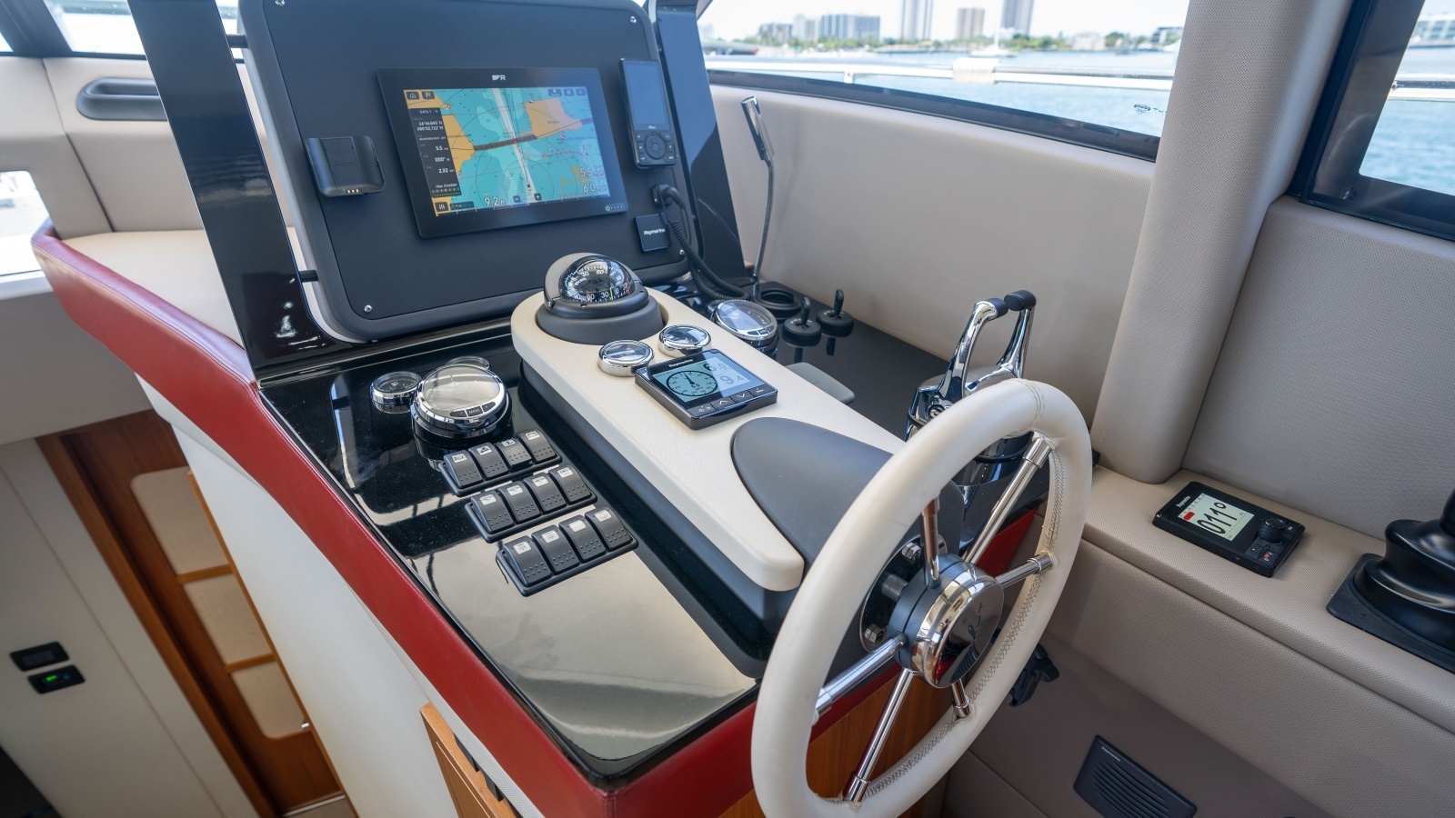 2012 Azimut Magellano 50