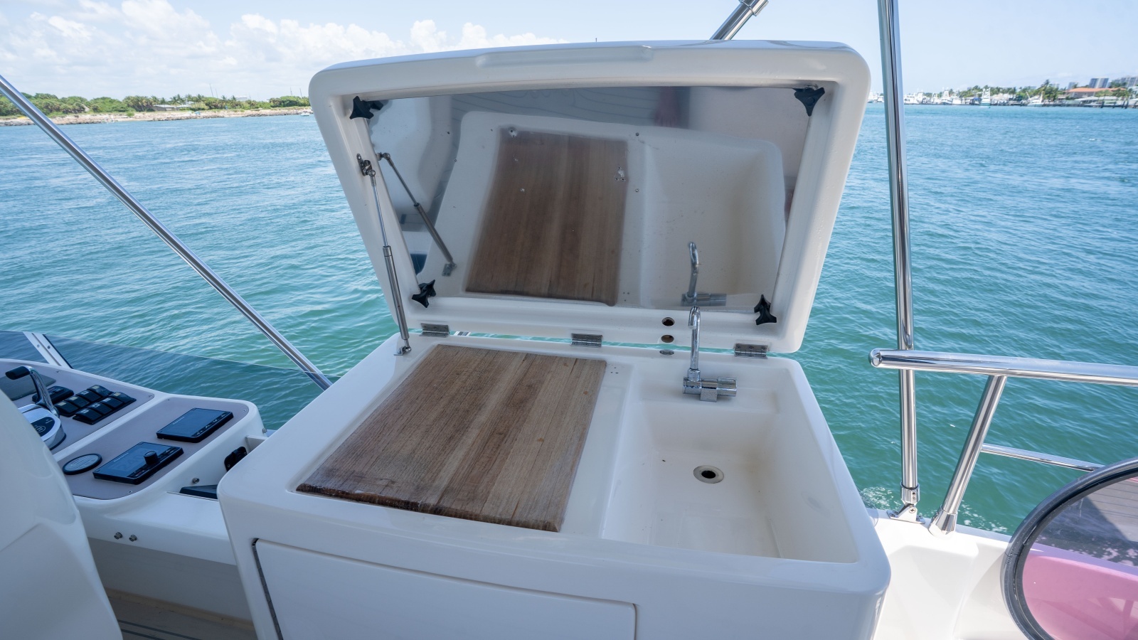 2012 Azimut Magellano 50