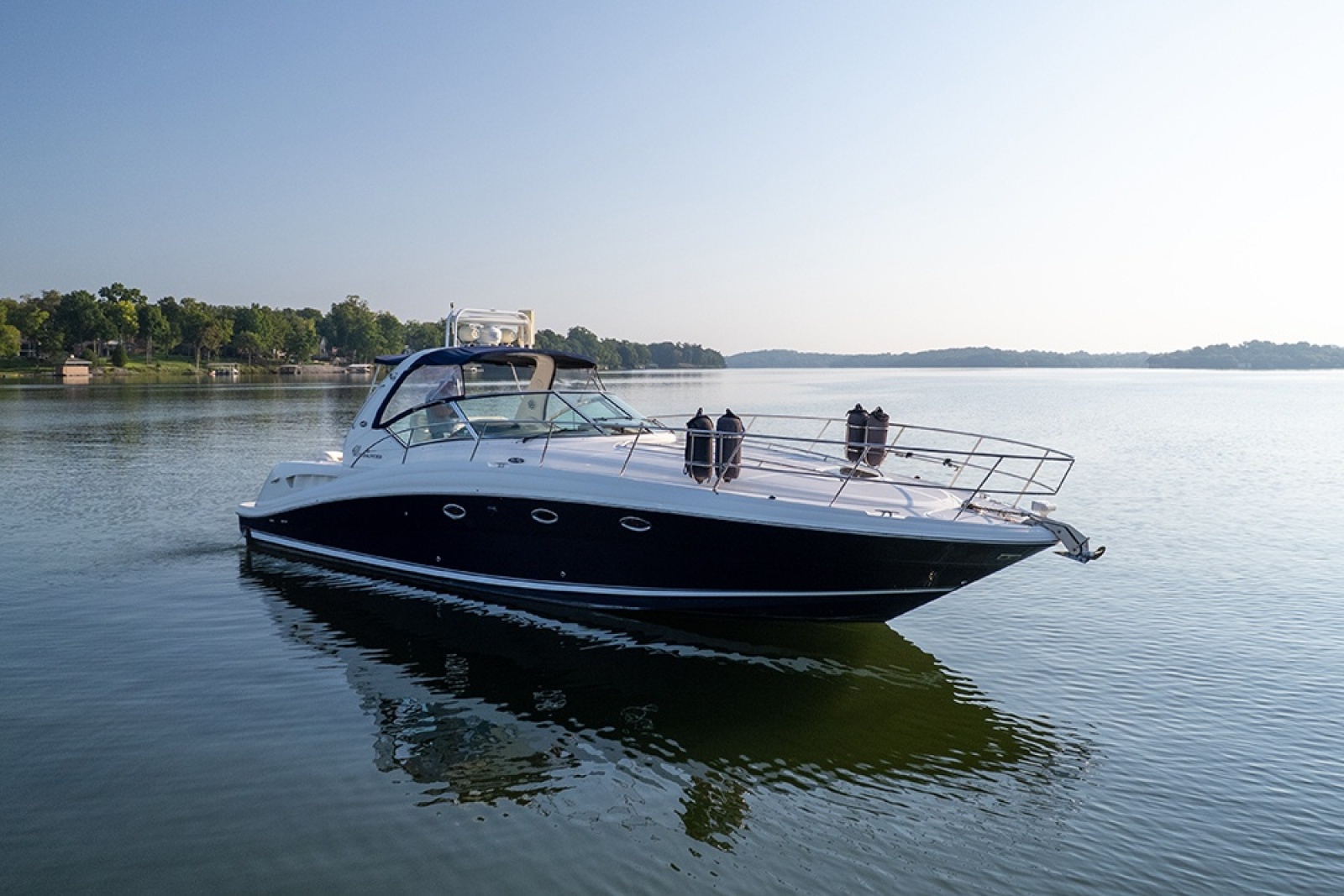 Stbd bow profile
