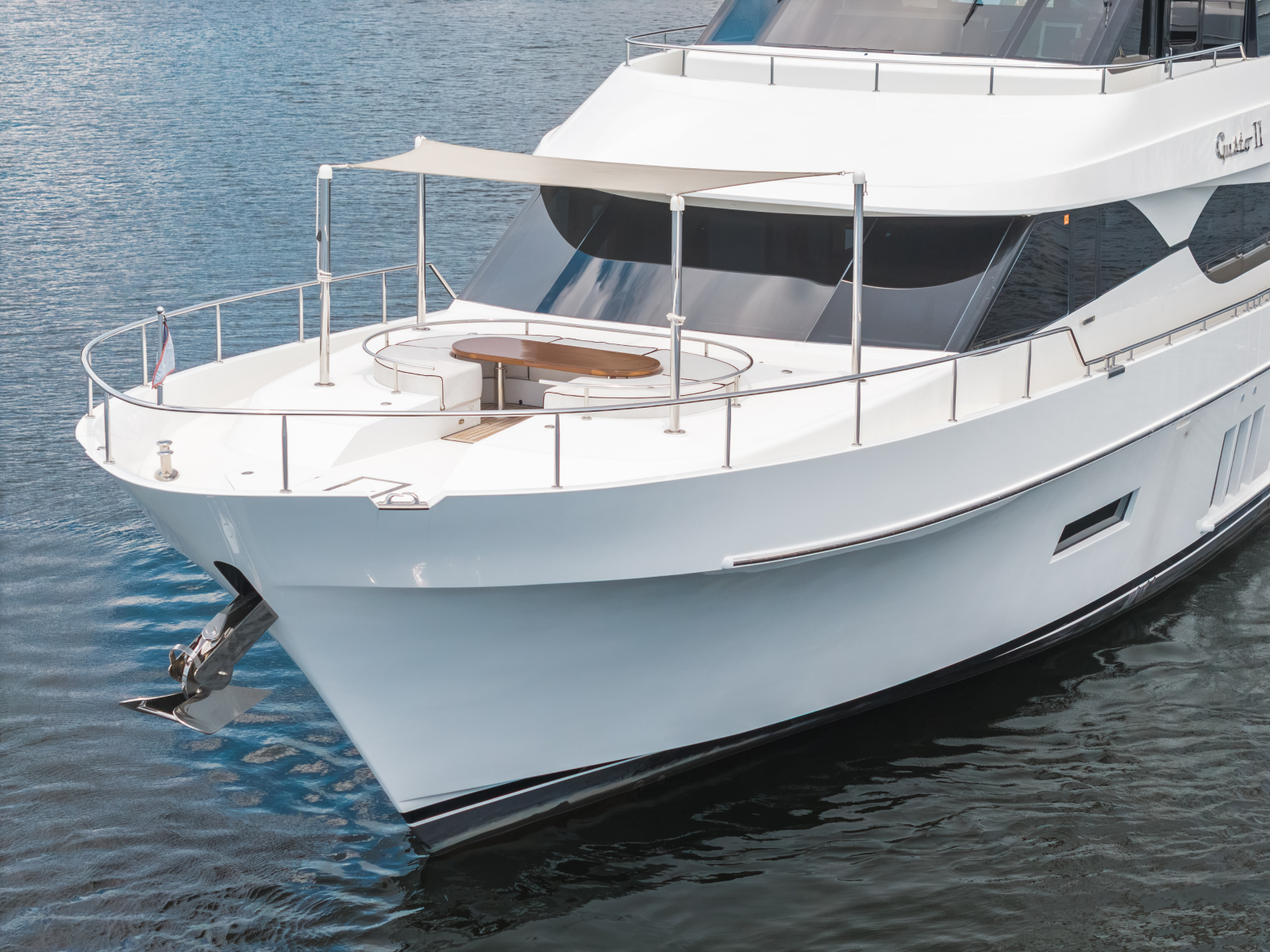 2016 Ocean Alexander 90 SKY LOUNGE