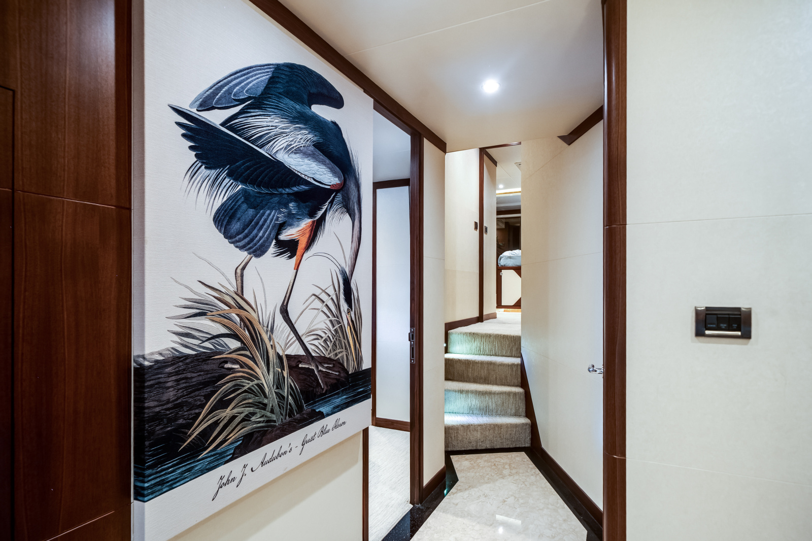 2016 Ocean Alexander 90 SKY LOUNGE