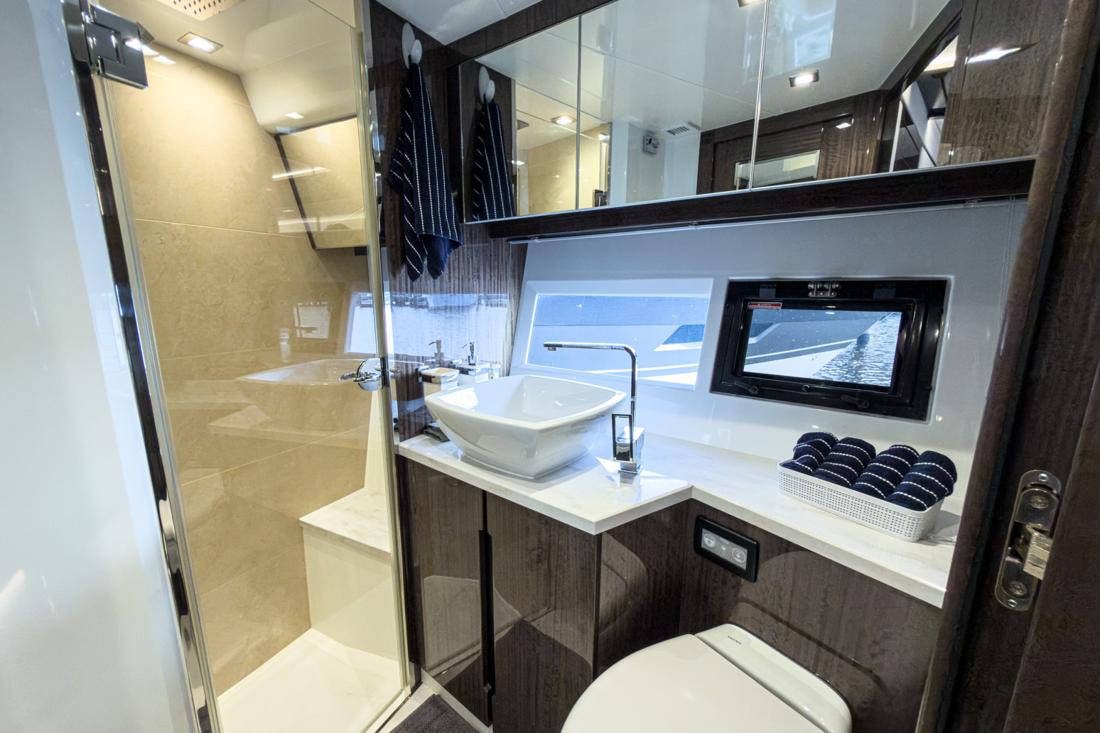 2022 Galeon 550 Fly
