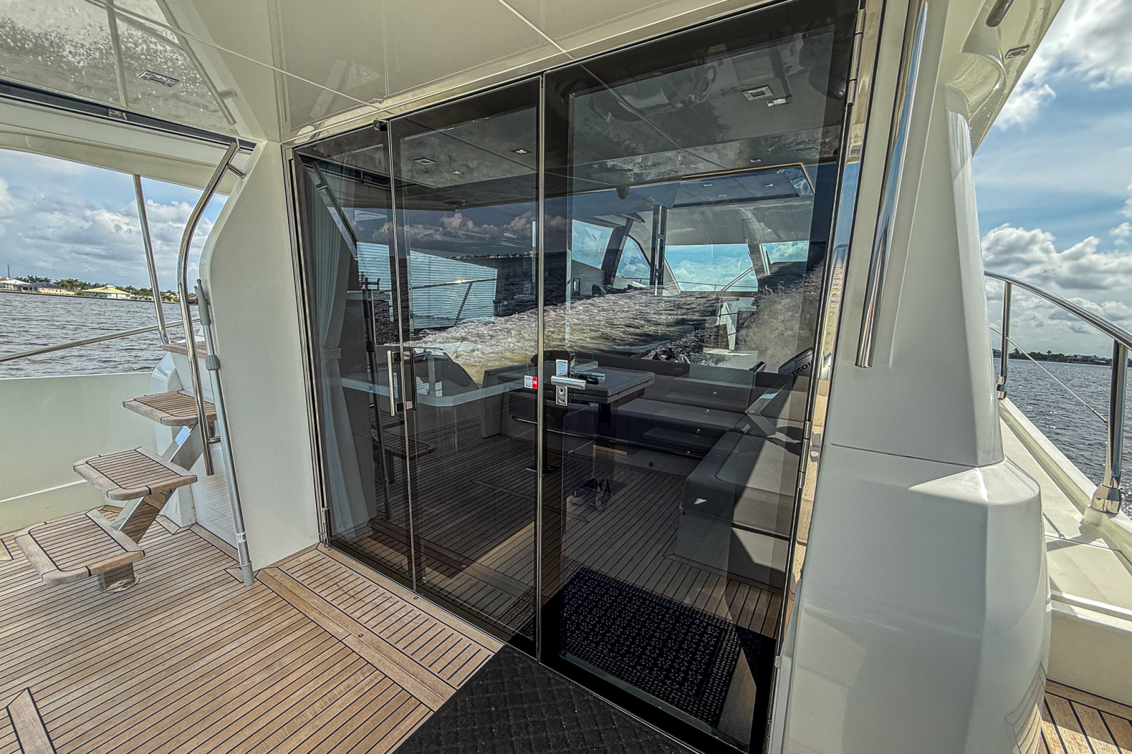 2022 Galeon 550 Fly