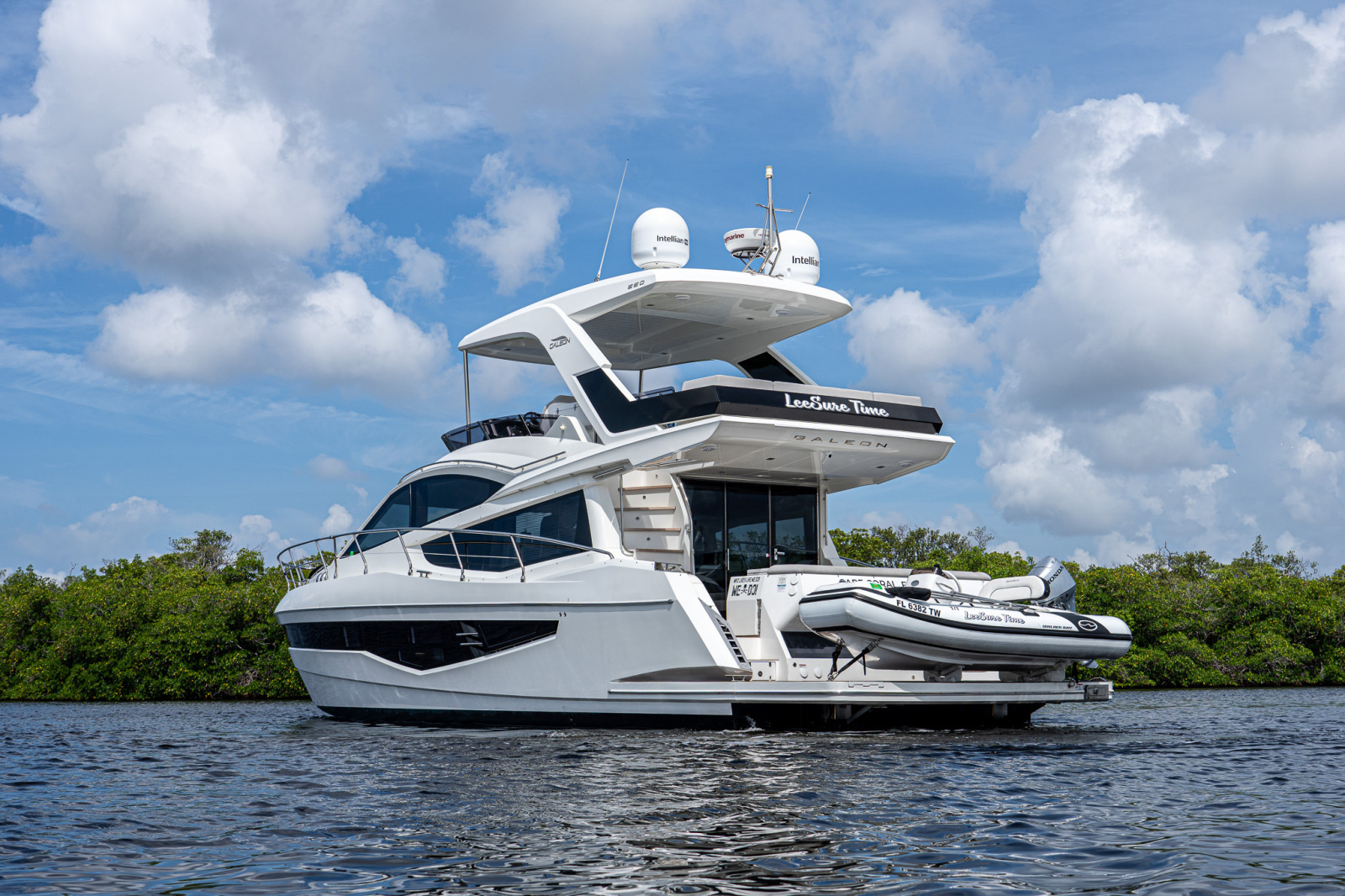 2022 Galeon 550 Fly