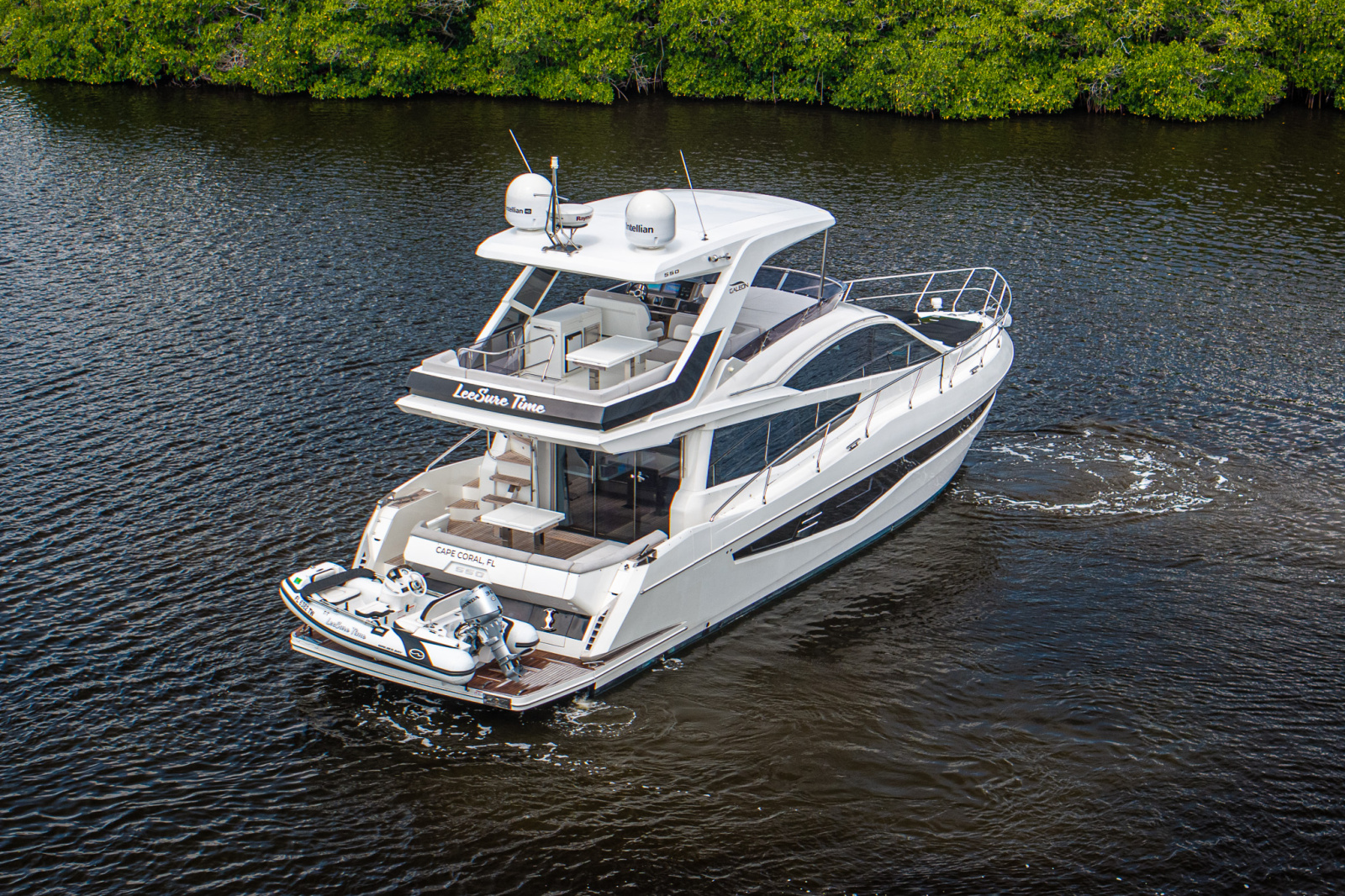 2022 Galeon 550 Fly