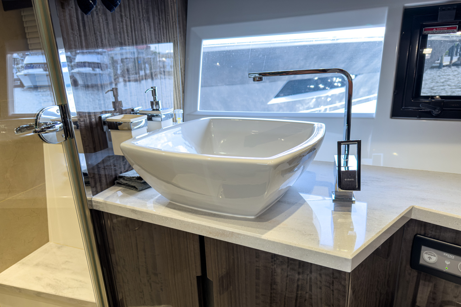 2022 Galeon 550 Fly