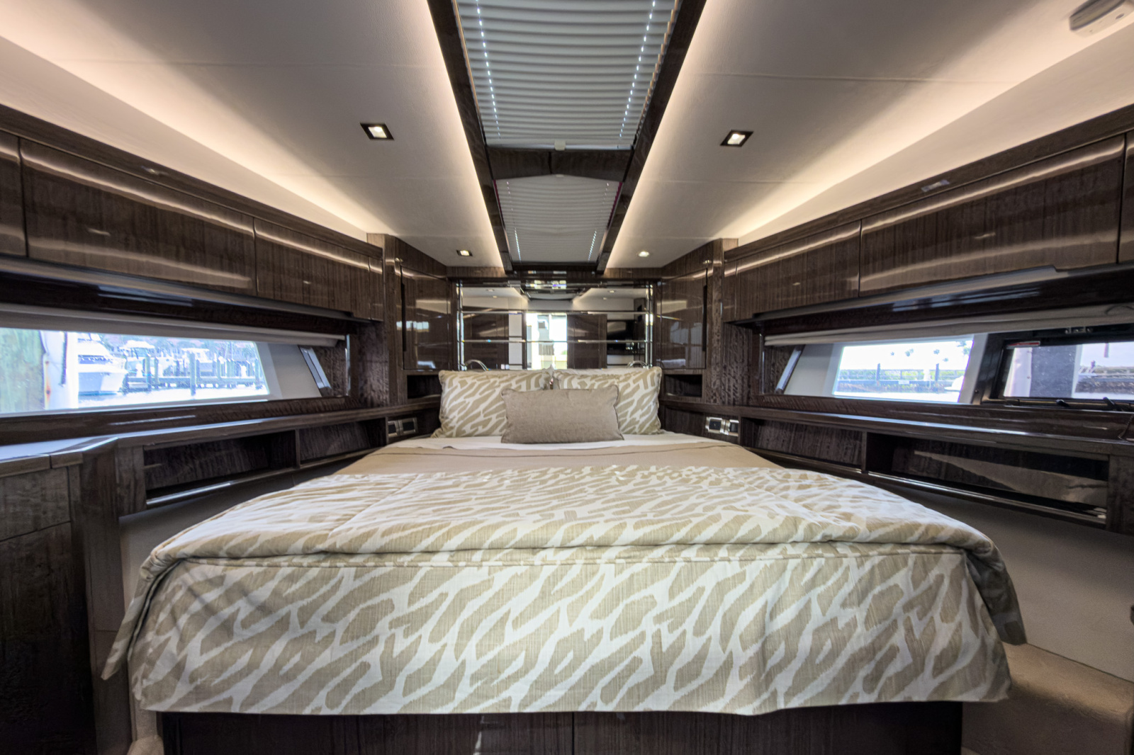 2022 Galeon 550 Fly
