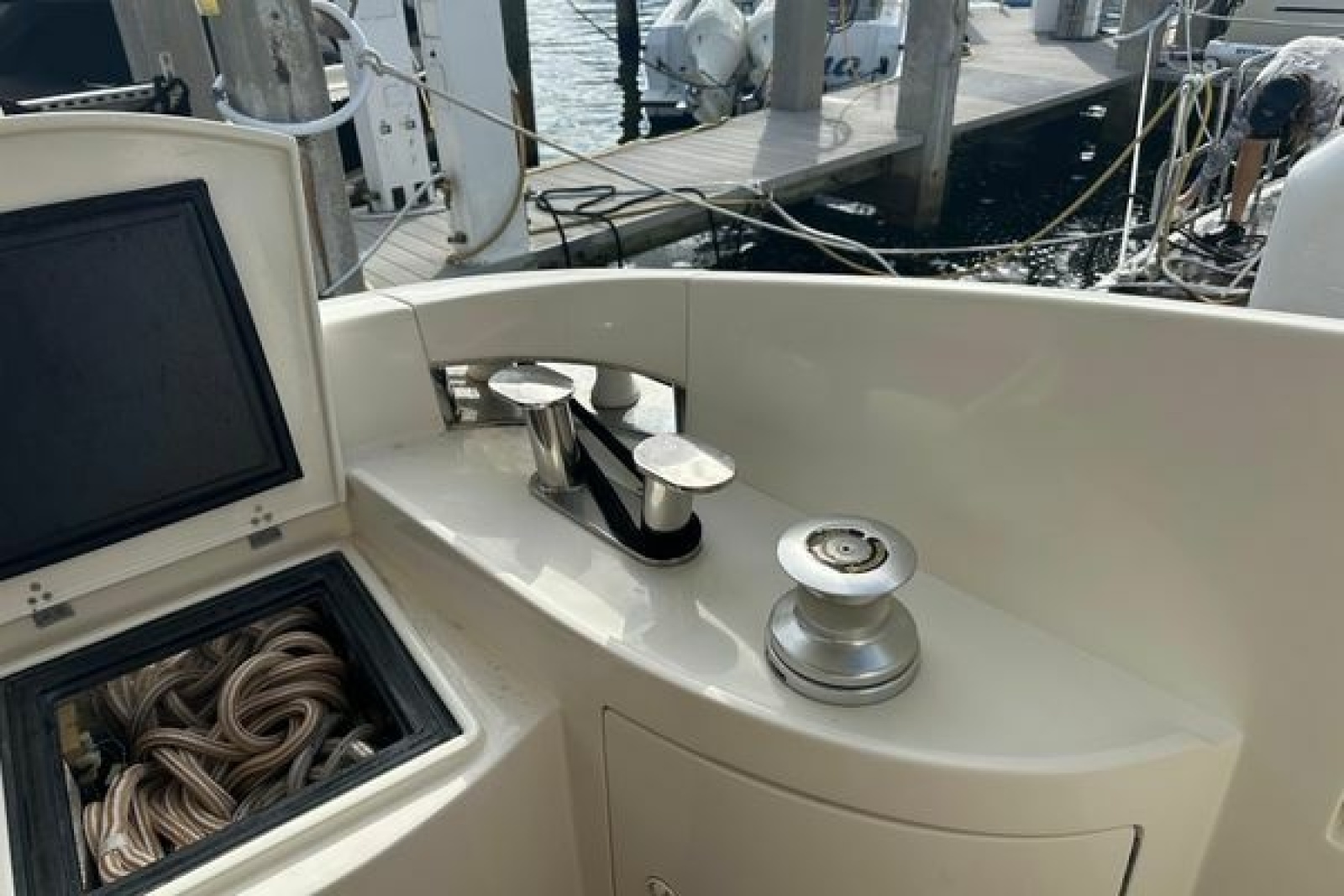 2004 Azimut 55E