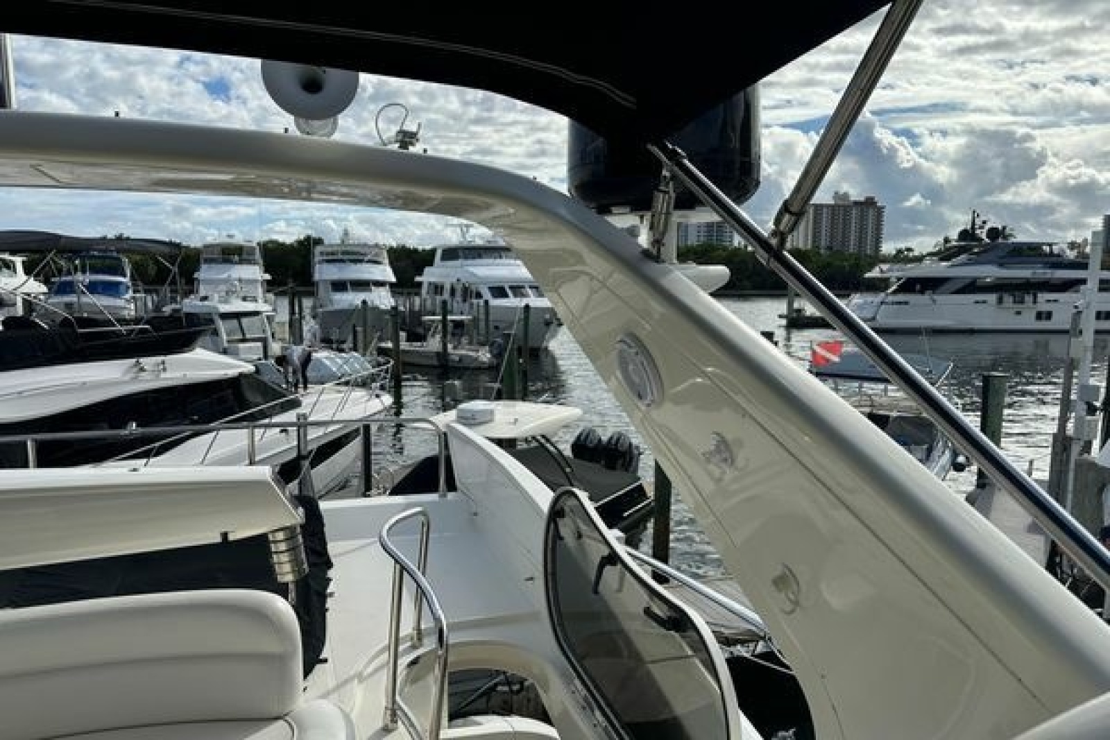 2004 Azimut 55E
