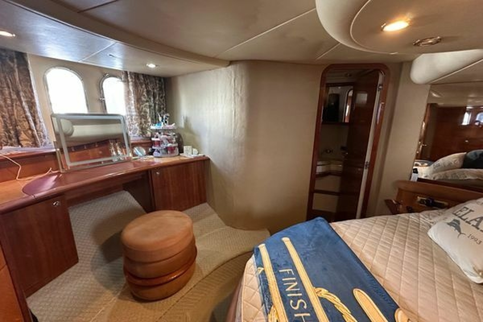 2004 Azimut 55E