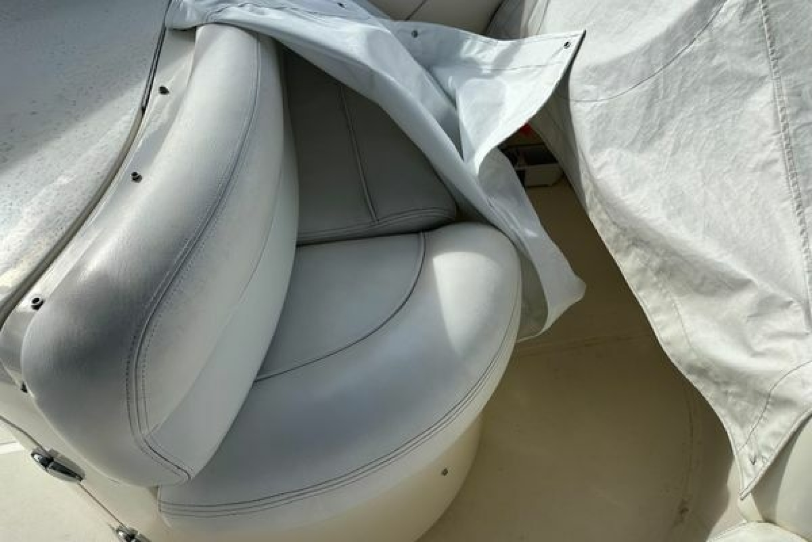 2004 Azimut 55E