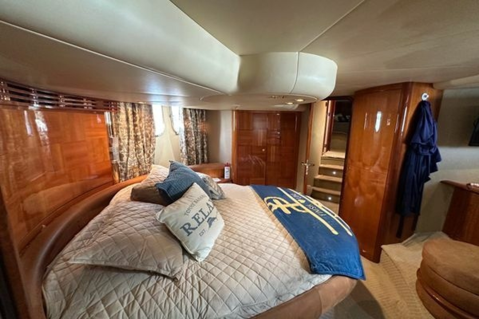 2004 Azimut 55E