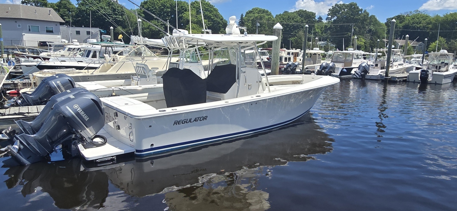 2018 Regulator 28 FS