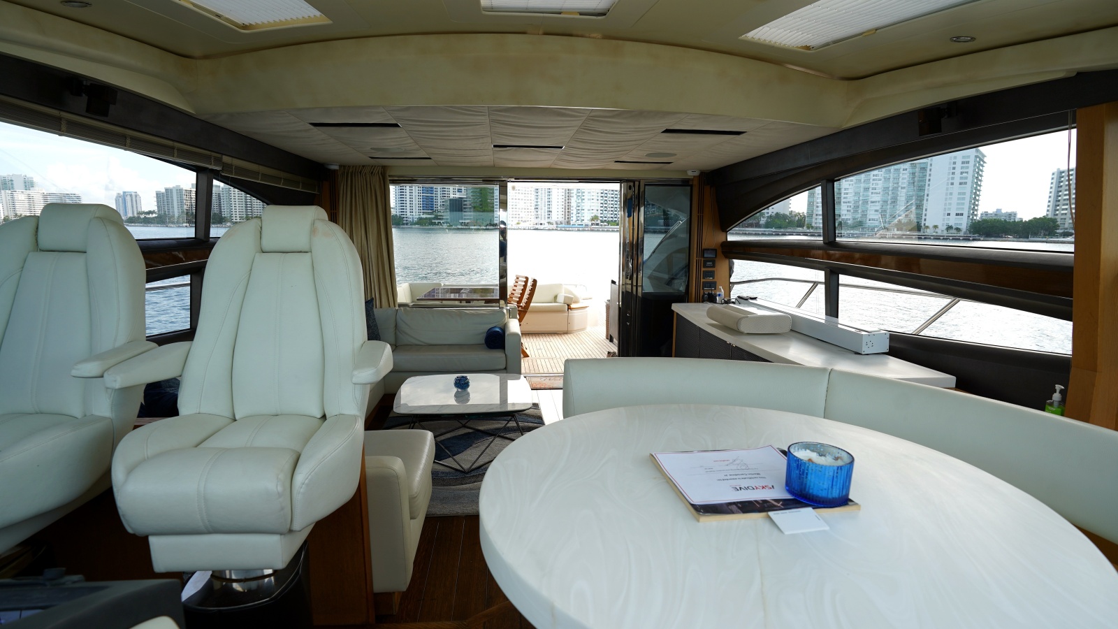 2013 Princess V72