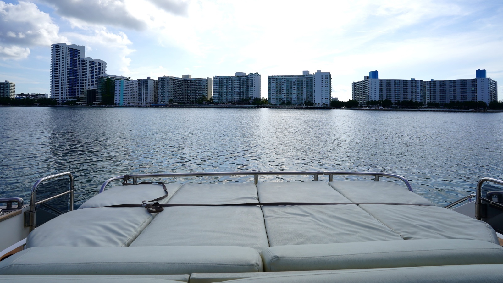 2013 Princess V72