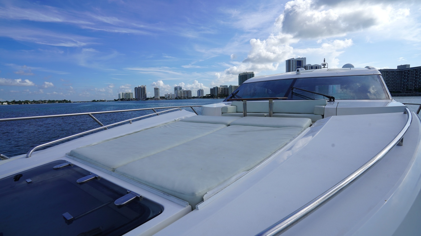2013 Princess V72
