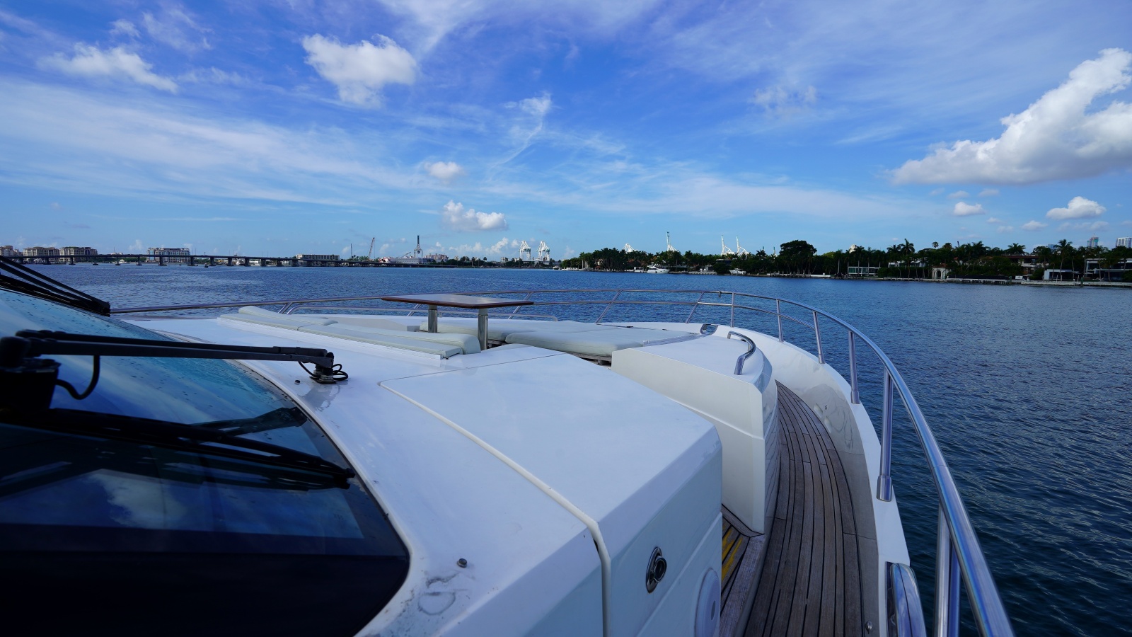 2013 Princess V72