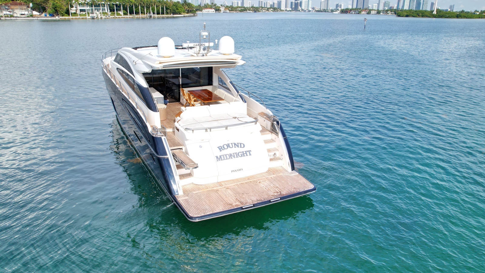 2013 Princess V72