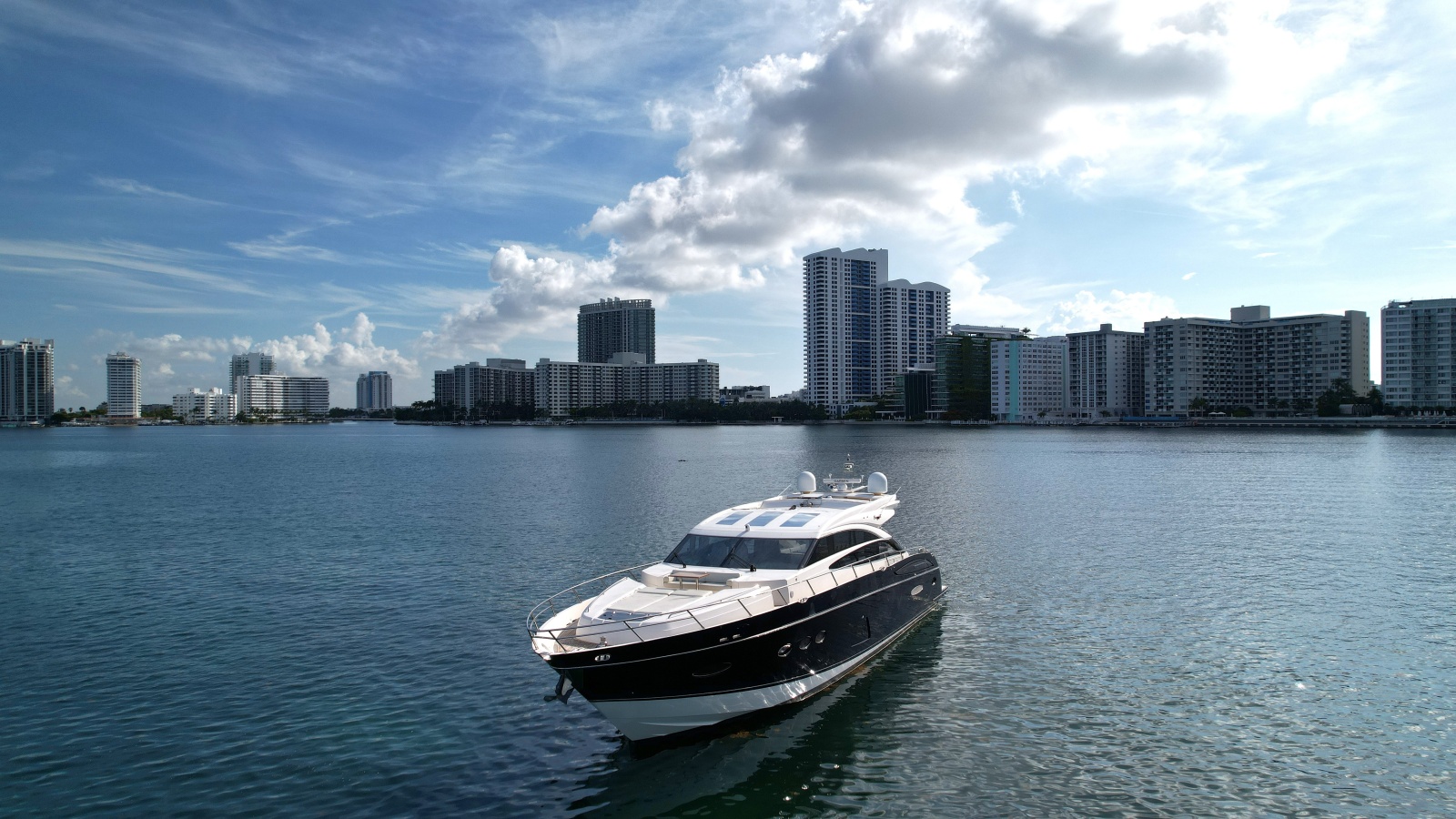 2013 Princess V72