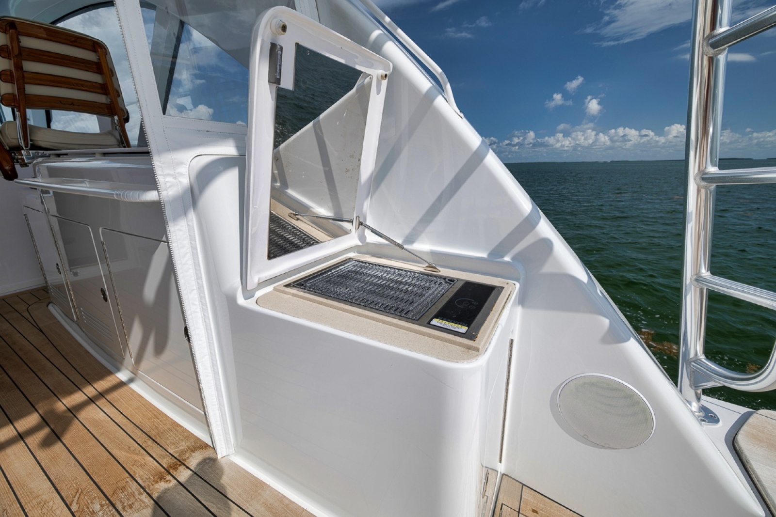 2023 Hatteras GT45X