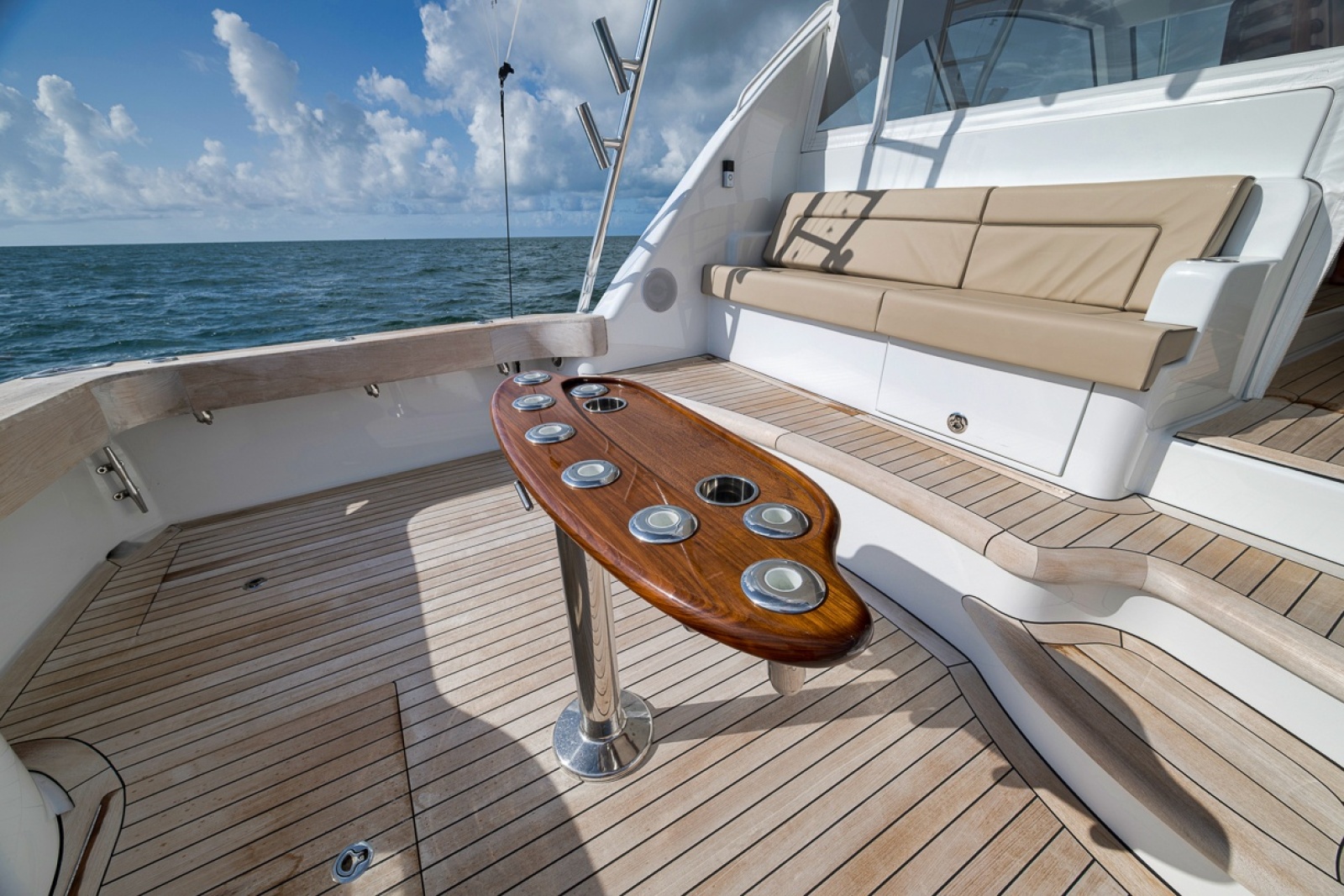 2023 Hatteras GT45X