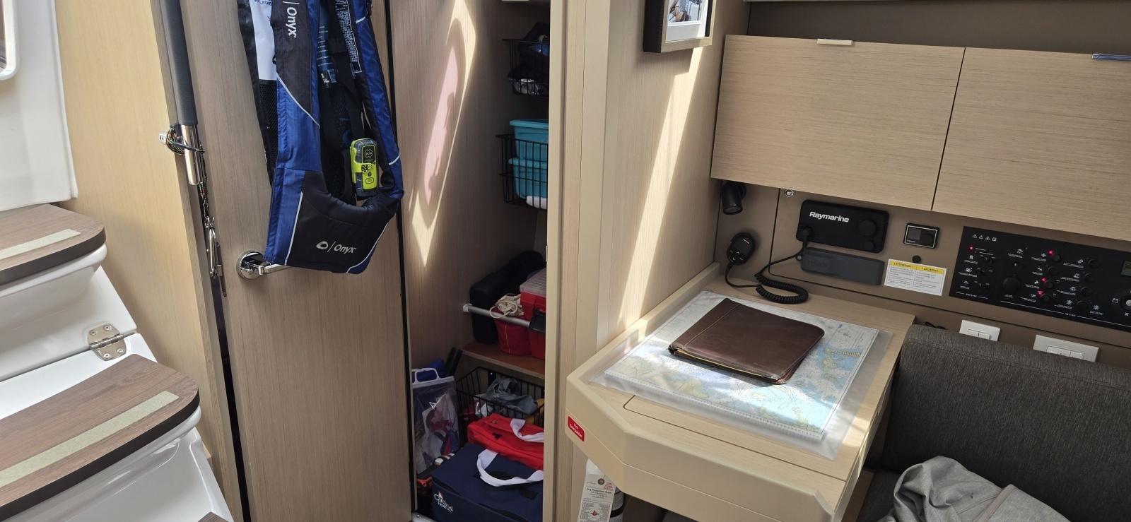 2023 Beneteau Oceanis 38.1