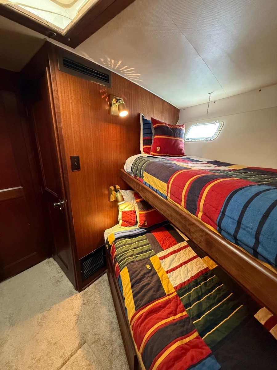 1978 Hatteras 53 Convertible