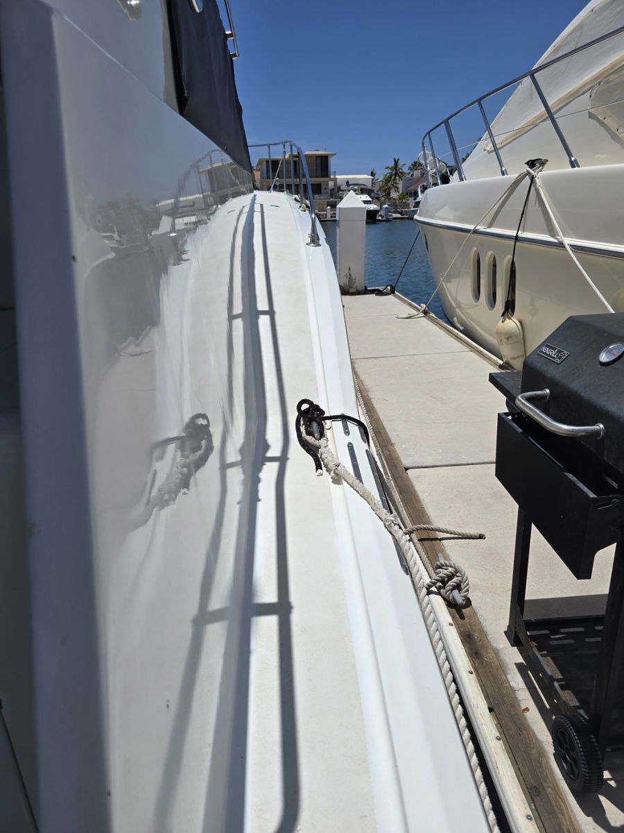 1978 Hatteras 53 Convertible