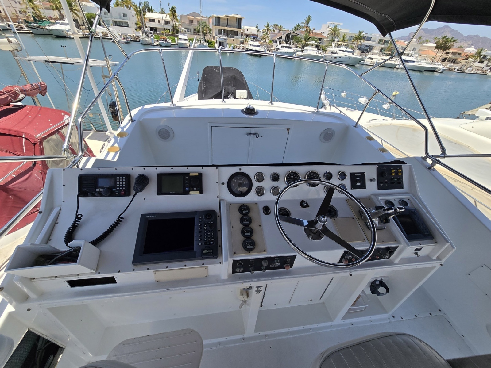 1978 Hatteras 53 Convertible