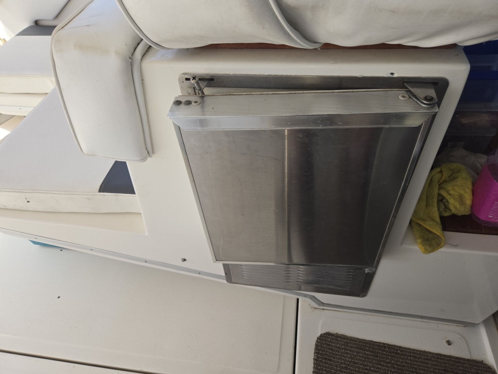 1991 Sea Ray 390 Express