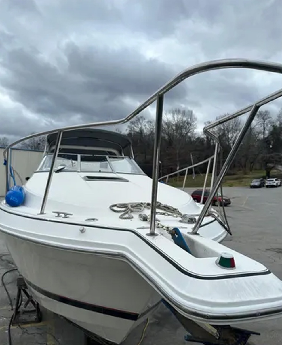 1999 Wellcraft 2800 Martinique