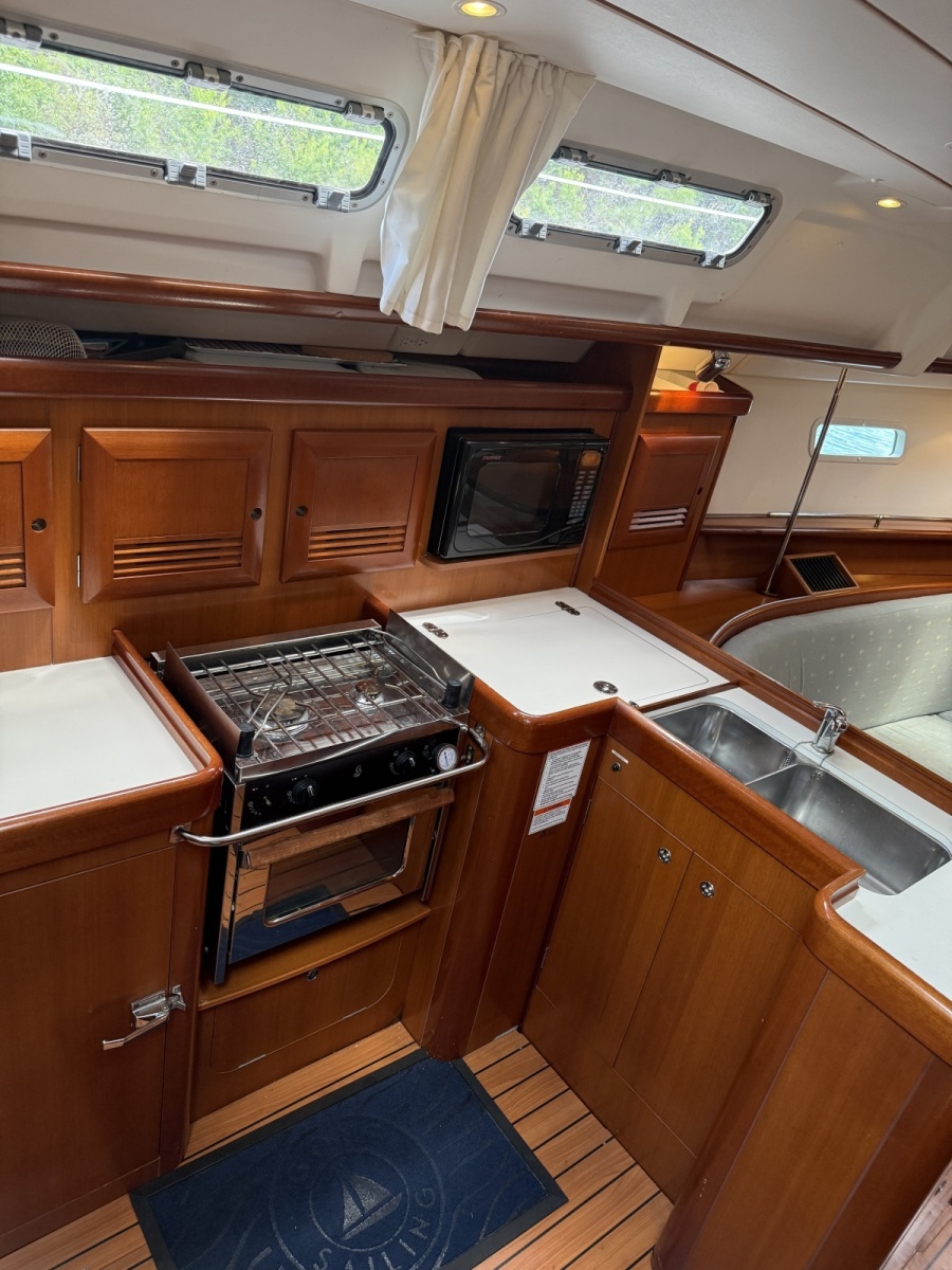 Double stainless steel sinks