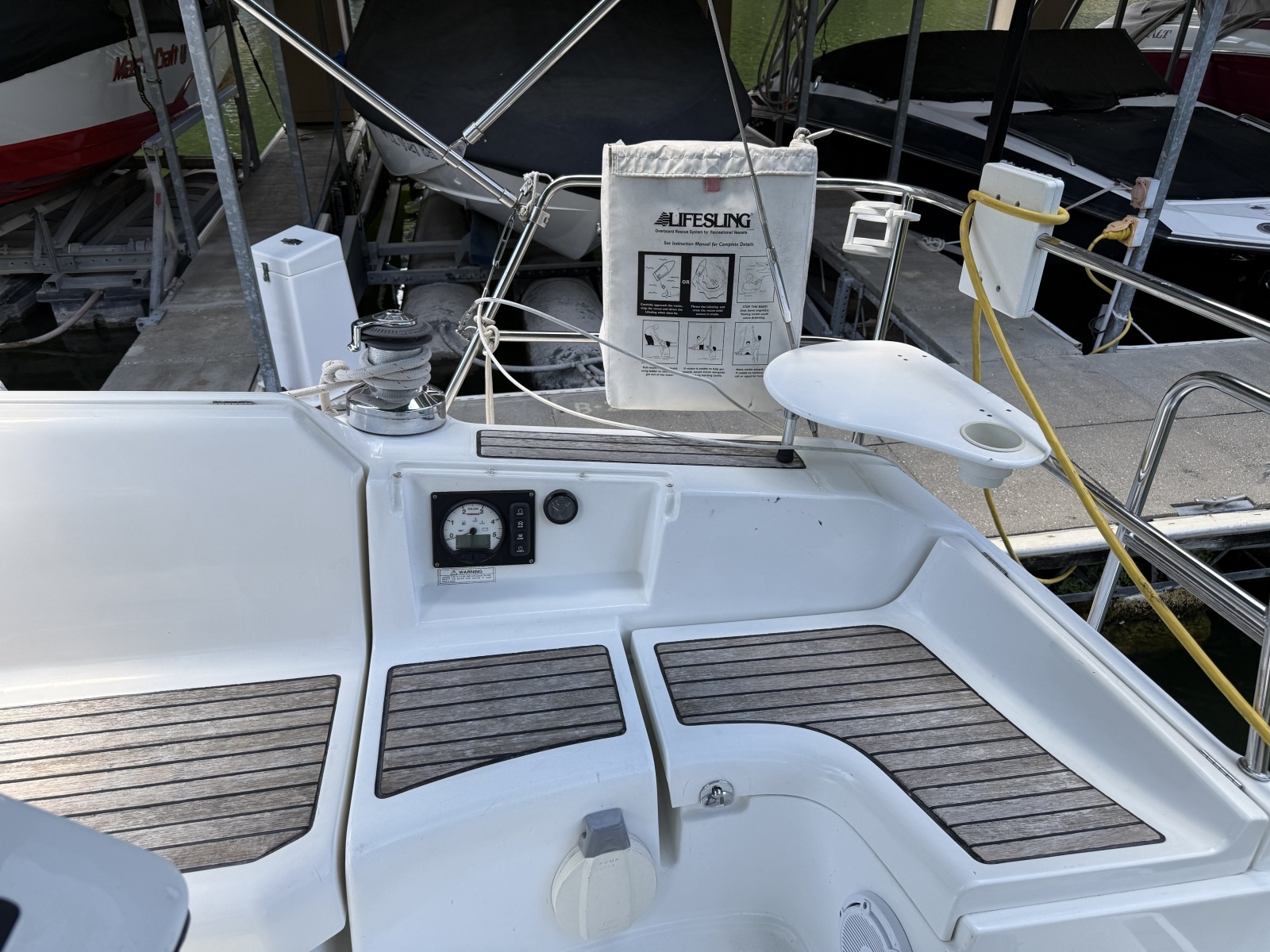 2007 Beneteau 373