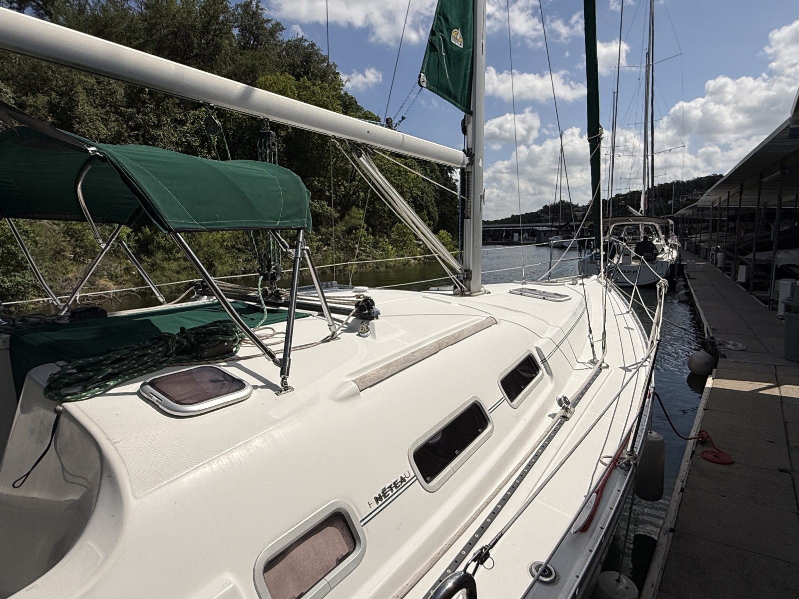 2007 Beneteau 373