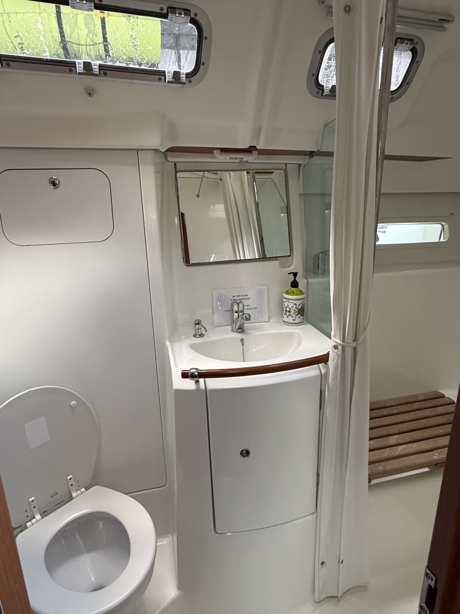 2007 Beneteau 373