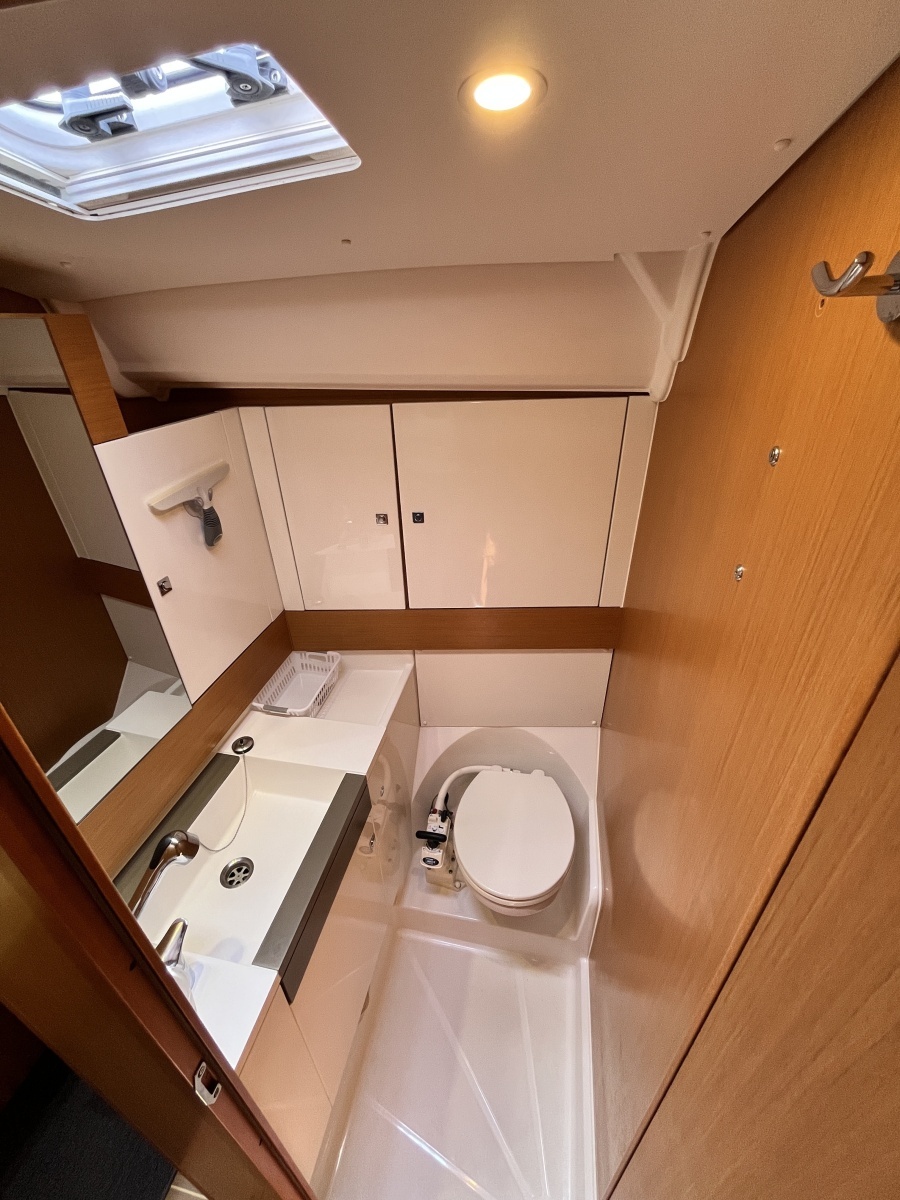 2015 Jeanneau 41 DS