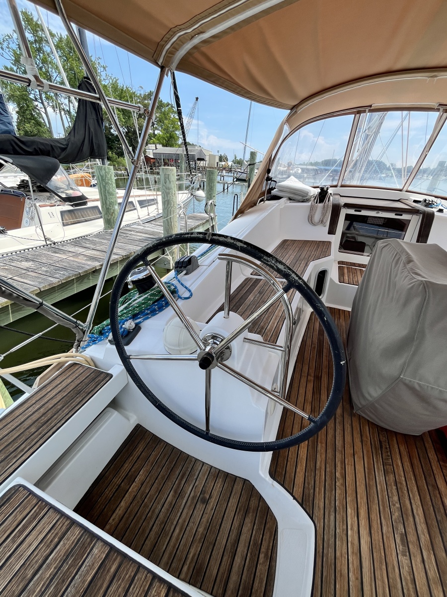 2015 Jeanneau 41 DS