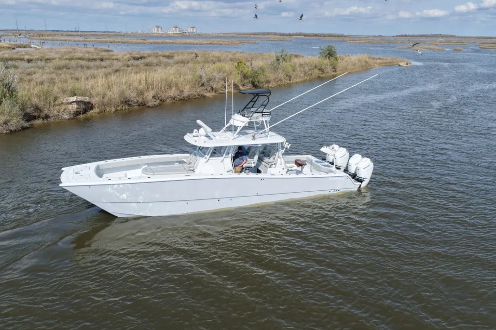 2025 Freeman 42LR
