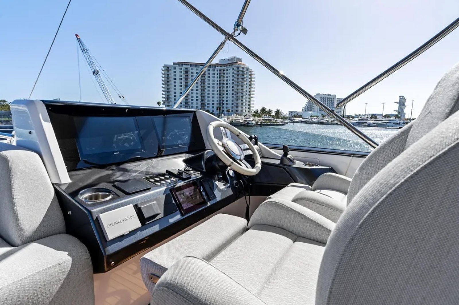 2024 Azimut 